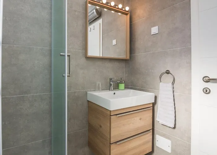 Pejakovic Apartment *
