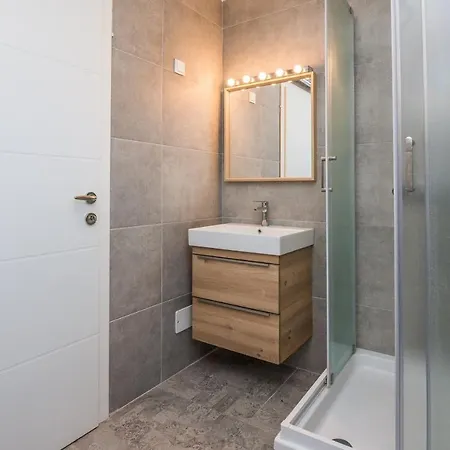 Apartament Pejakovic