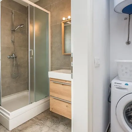 Apartament Pejakovic Vir