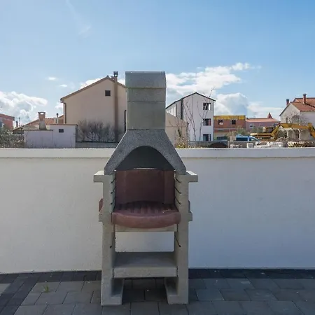 Apartament Pejakovic Vir